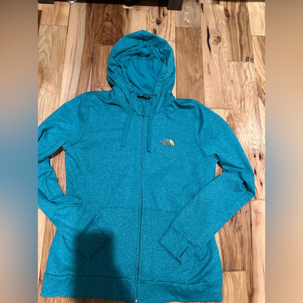 Women’s Northface zip hoodie